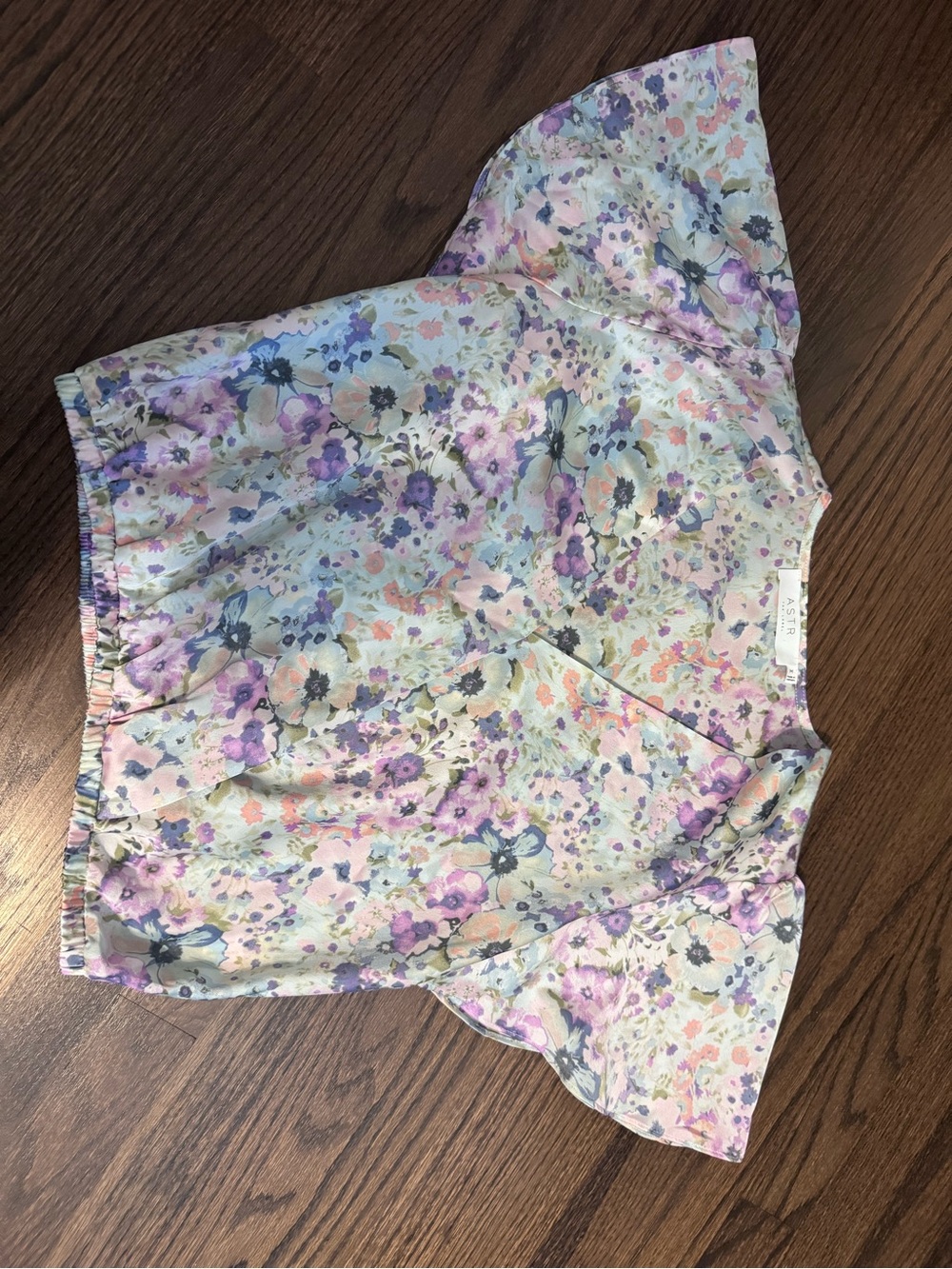 Astr Floral Flutter Sleeve Women’s Top in Pastel Multi